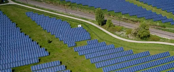 Cuatrecasas asesora a Martifer en la venta a Finerge de seis plantas fotovoltaicas en España