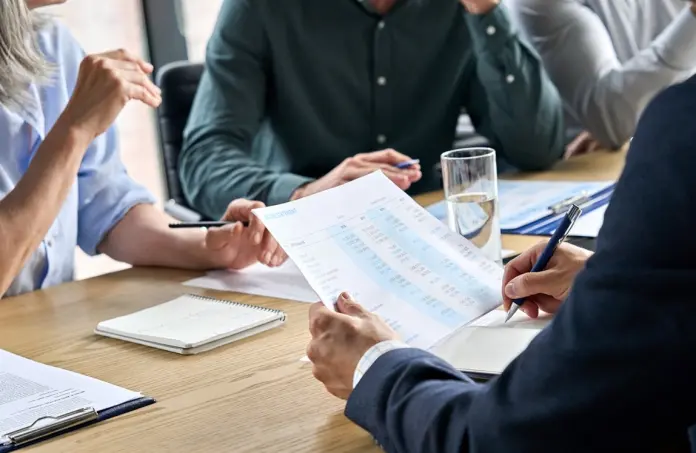 Sobre los efectos de la infracción del art. 160.f) LSC