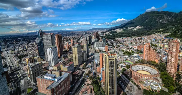 Amarilo fecha com êxito uma operação de dívida sindicada no valor de 535 mil milhões de pesos