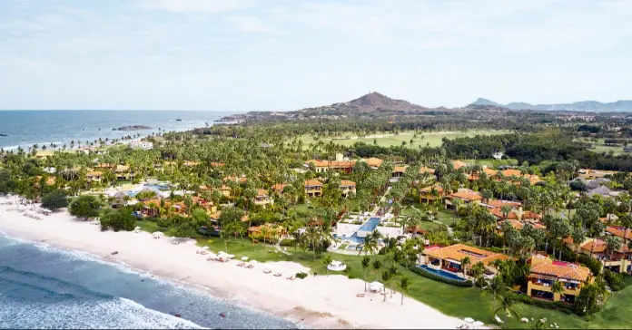 BBVA refinancia la deuda del Hotel St. Regis Punta Mita, propiedad de Vertex y MRP