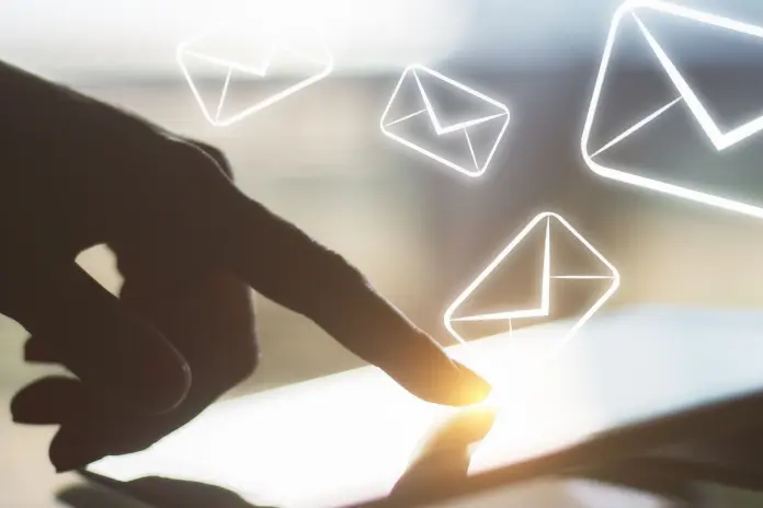 Apreensão de emails em investigações: autorização judicial é necessária?