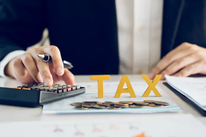 En relación con los límites en aplicación de créditos por los grupos de consolidación fiscal