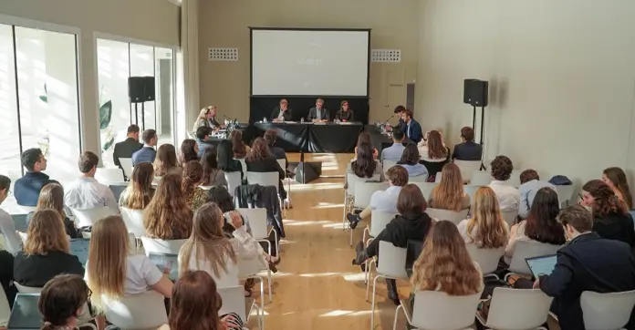 Cuatrecasas organiza mais uma edição do Torneio de Debate entre escritórios do Plano de Mentoria