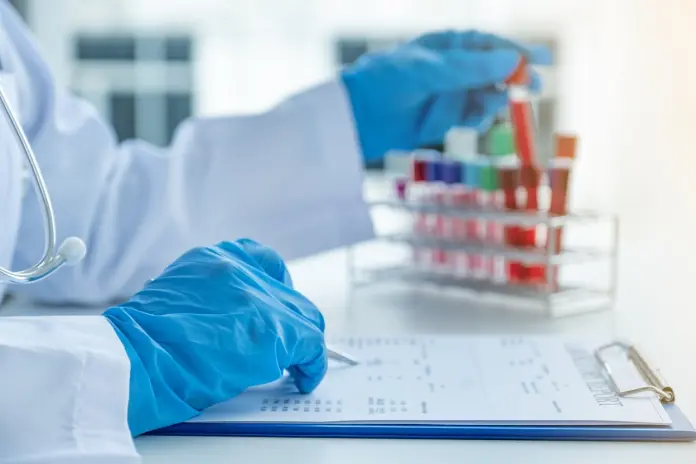 Ensayos clínicos durante emergencias de salud pública