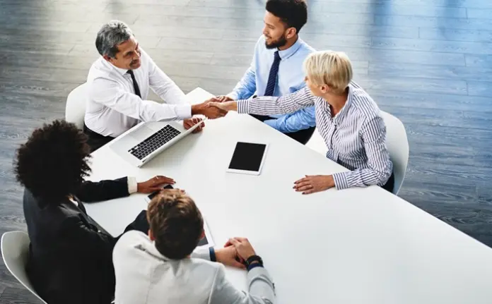 Exigencia del cumplimiento del protocolo familiar mediante una prestación accesoria contenida (...)