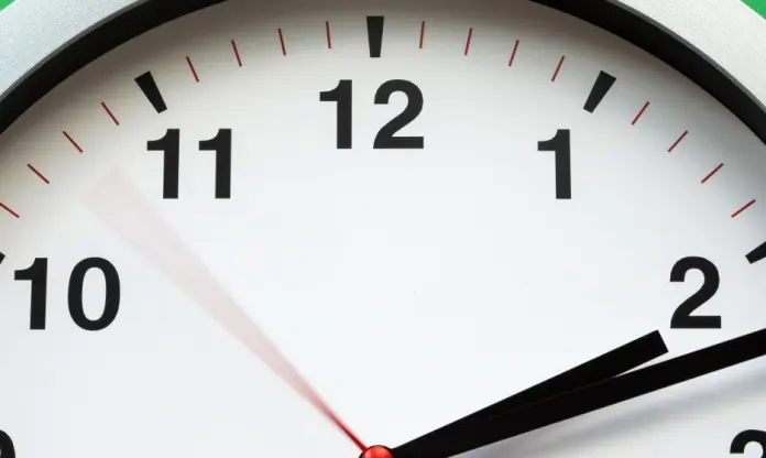 Dever de abstenção de contacto com trabalhador durante as férias