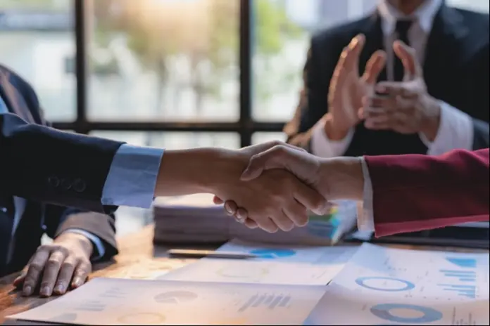 La integración de un grupo fiscal en otro: operaciones de fusión y de compra