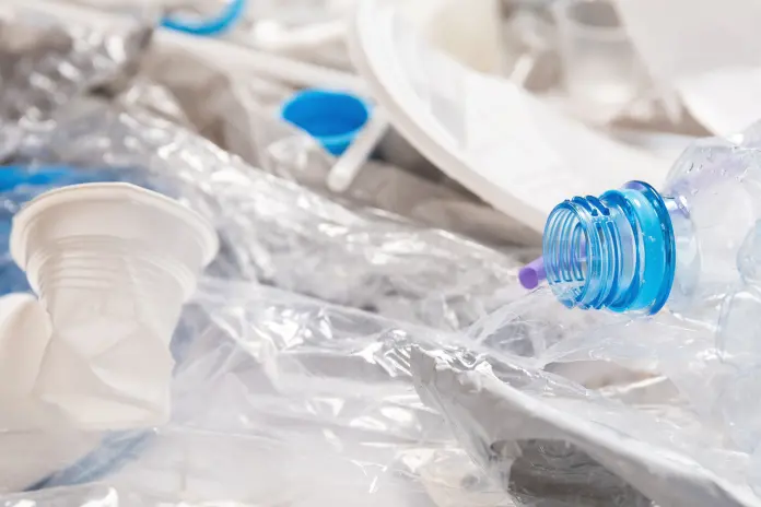 Pronunciamientos relevantes sobre la devolución del impuesto sobre los envases de plástico