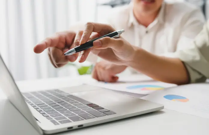 Universidades y educación en una situación de pandemia (...)