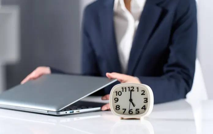 Reform of maximum working hours moves forward in Spain