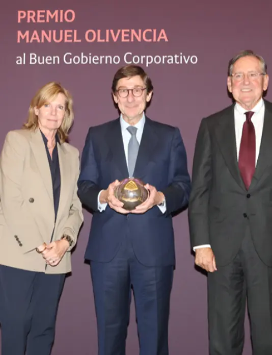 O CaixaBank recebe o Prémio Manuel Olivencia à Boa Governança Corporativa 2023