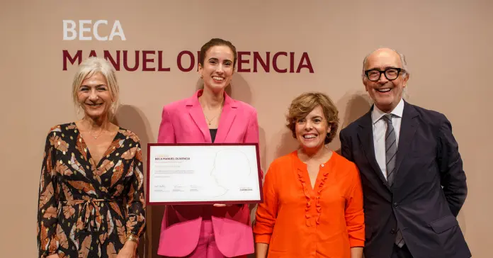 La Fundación Cuatrecasas entrega la II Beca Manuel Olivencia a Irene Sánchez Frías