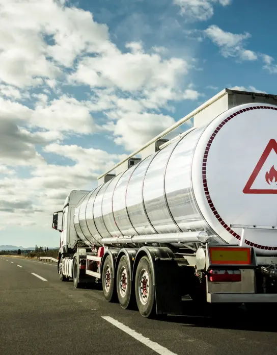 SATA consolida su liderazgo en el transporte de productos químicos con la adquisición de Transtesa