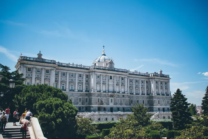La Comunidad de Madrid aprueba una nueva reducción de tipos en el IRPF para 2022