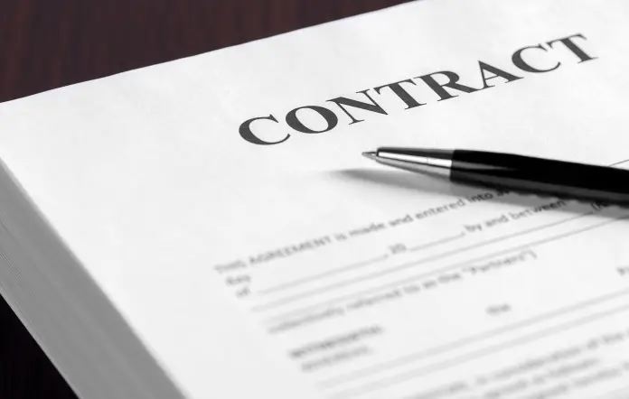 Contratos sobre bienes inmateriales