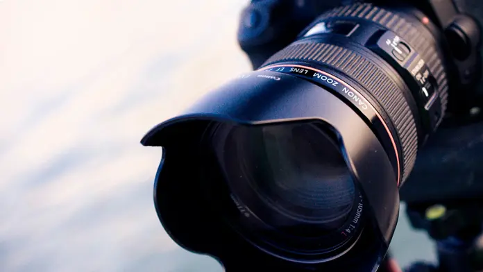 Intromisión en el derecho a la propia imagen de un artista fallecido