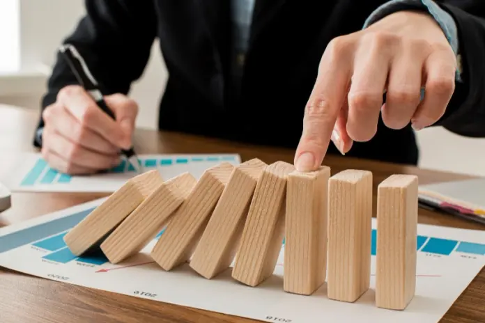 Crossing Borders for Restructuring