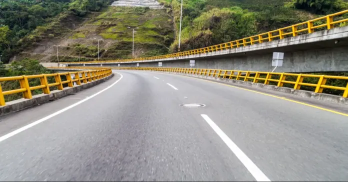 Ruta al Sur receives USD $650 million for Santana-Mocoa-Neiva highway project