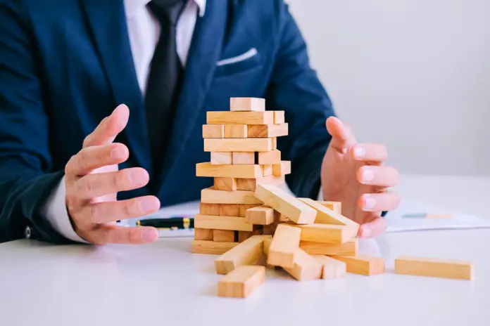 La necesaria regulación de los planes de reestructuración competidores en el Derecho español