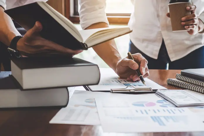 Diez años de la Ley de jurisdicción voluntaria: expedientes mercantiles en conflictos societarios