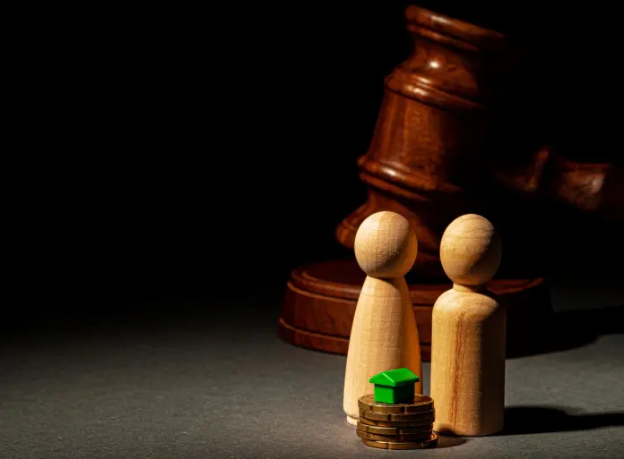 Testamento en favor del cónyuge y divorcio posterior