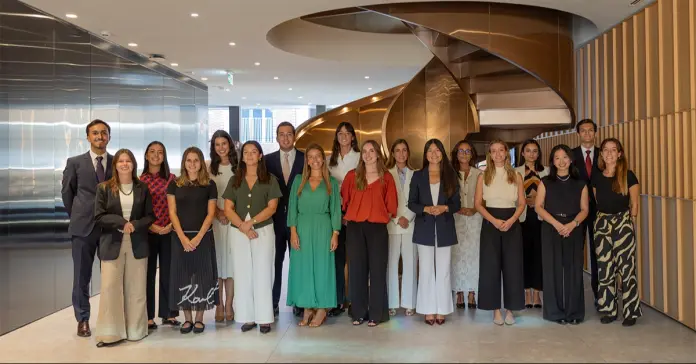 Cuatrecasas acoge a 63 estudiantes que realizarán sus prácticas en sus oficinas de España