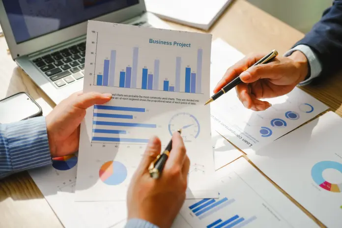 Imposición mínima global: notas para su aplicación, evaluación de su impacto (...)